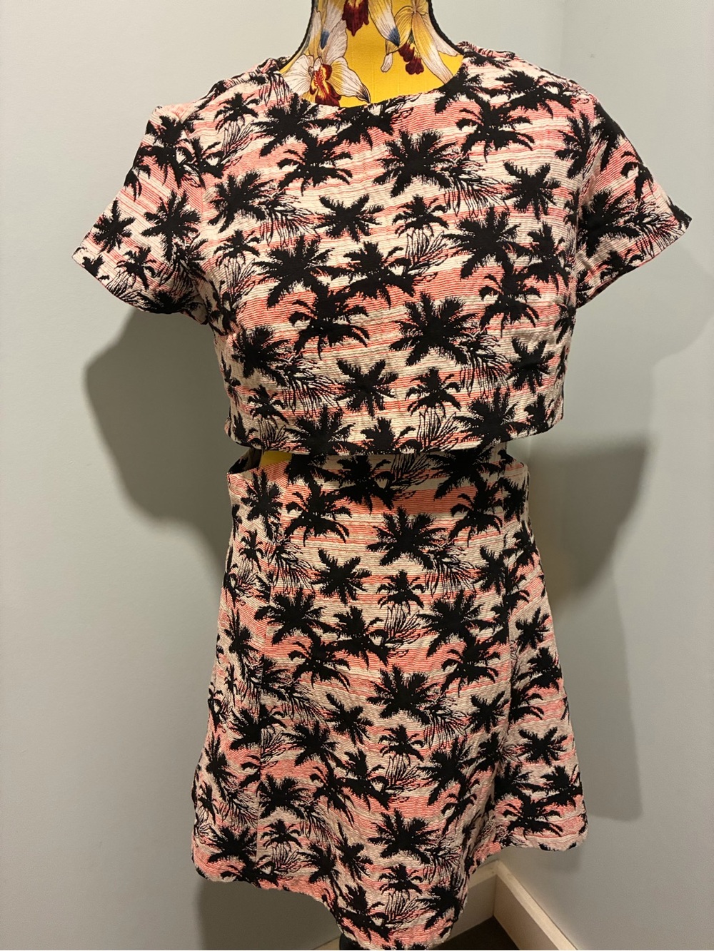 Topshop Pink Palm Tree Pattern Cut-Out Mini Dress Size 10